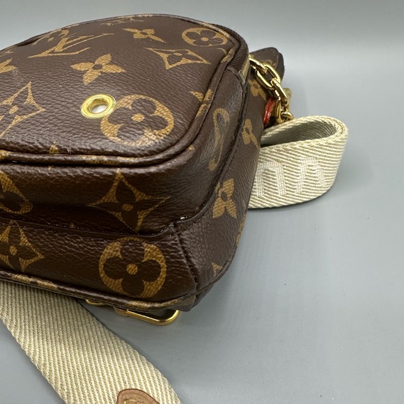 Louis Vuitton utility phone sleeve monogram canvas - Picture 9 of 9